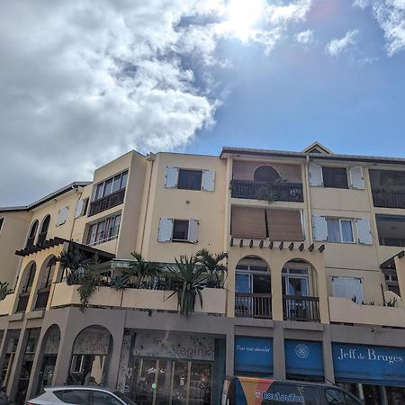 Apartamento Cap Saint Gilles - T3 Vue Sur Le Port Exterior foto