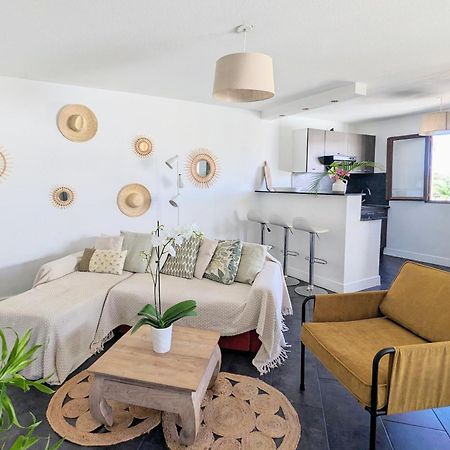 Apartamento Cap Saint Gilles - T3 Vue Sur Le Port Exterior foto