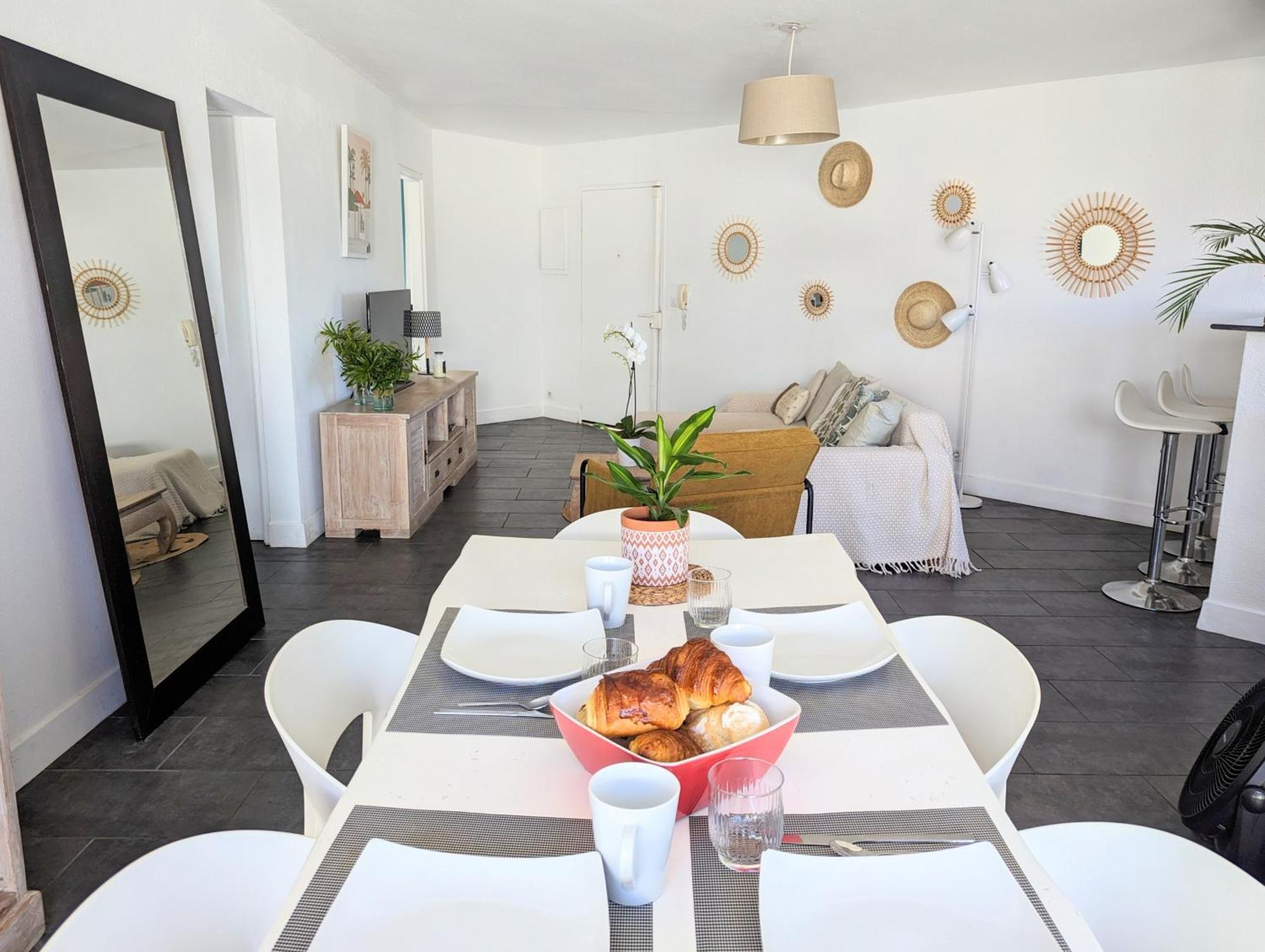 Apartamento Cap Saint Gilles - T3 Vue Sur Le Port Exterior foto